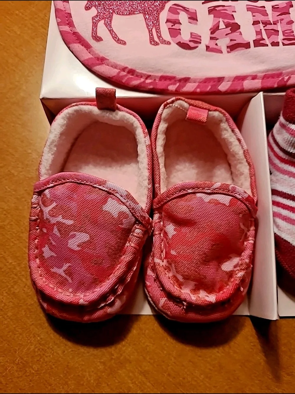 Pink Camo Baby Bib + Slippers & Socks Set By ABG New 6-12 Months
